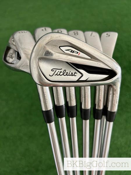Titleist AP1 718 Iron Set 5-48 / Dynamic Gold X100 Extra Stiff +1