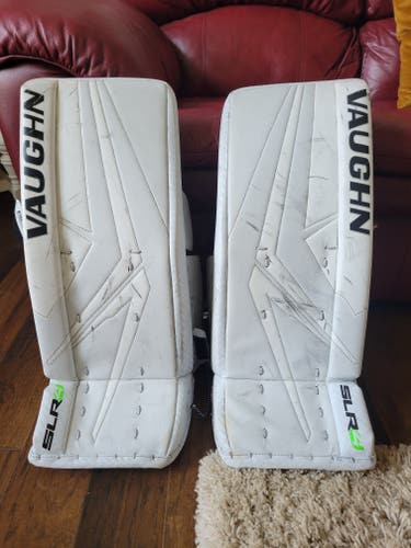 24" Vaughn SLR4 Goalie Leg Pads (Used)