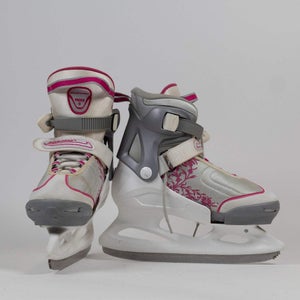 Bladerunner Adjustable Size 2-5 Ice Skates