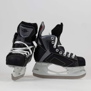 Easton Synergy SY50 Size 2 Hockey Skates