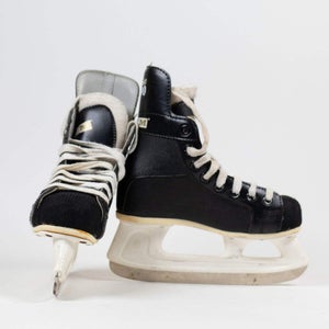 CCM Champion 90 Size 1 Hockey Skates