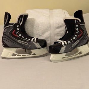 NEW Bauer Vapor X30 Senior Men's Ice Hockey Skates 10R