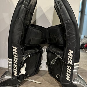 RARE Black Senior Mission Slyde 2.0 Inline Hockey Goalie Leg Pads