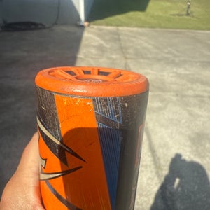 Louisville Slugger Atlas Bat (-5) 26 oz 31" (Used)