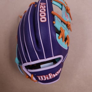 New May 2025 Wilson GOTM Right Hand Throw Infield A2000 Baseball Glove 11.75"