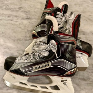 New Bauer Vapor X900 Junior Hockey Skates