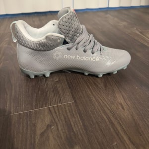 Gray Kid's Size M 6.0 (W 7.0) Youth High Top New Balance Molded Cleats (New)