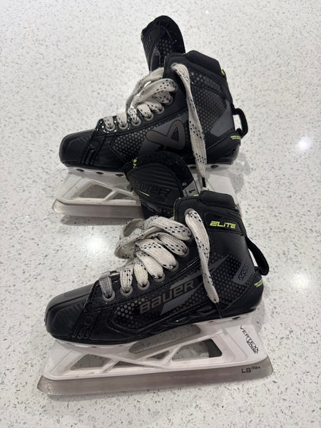 Bauer Elite Hockey Goalie Skates Size 1 (Used)