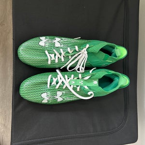 Men's Size M 10.5 (W 11.5) Adult Under Armour Low Top Blur Molded Cleats (Used)