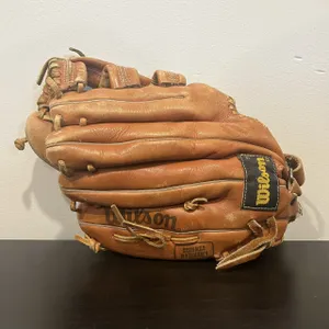 Wilson TheA1000 Grip Tite Pocket Select American A2730 Leather Glove (Used)