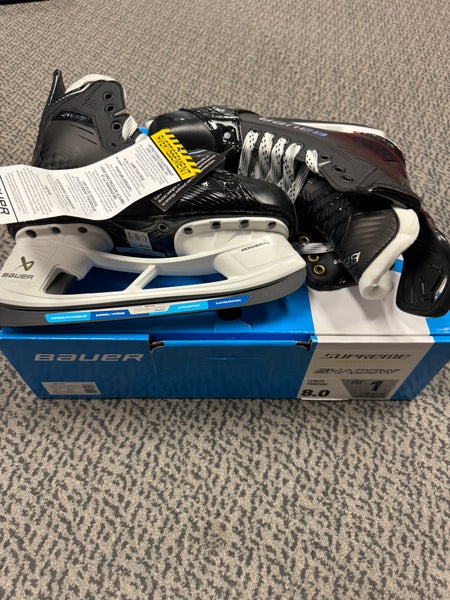 Bauer Supreme SHADOW Size 8 Fit 1 skate