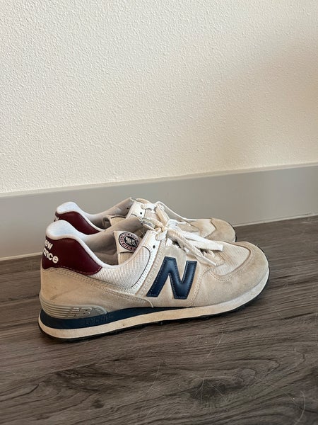 Men's Adult Size 12 New Balance Shoes 574