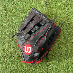 Wilson A450 Right Hand Throw Outfield Baseball Glove 11" (Used)