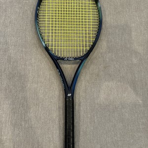 Yonex Ezone 98+ Grip Size L5