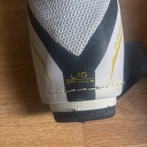 Large Junior Bauer Supreme Elbow Pads (Used)