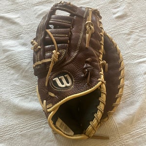Baseball first baseman mitt
