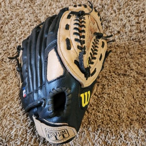 Wilson Right Hand Throw A2452 Baseball Glove 11.5" Game Ready/Genuine Leather