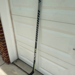 New Warrior Alpha LX Pro Junior Right Handed Hockey Stick W03