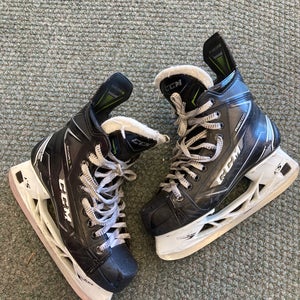 CCM RibCor 76K Hockey Skates | Intermediate Size 5 Regular Width (Used)