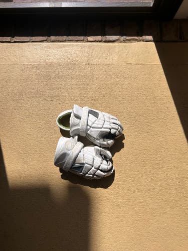 Maverick lacrosse gloves