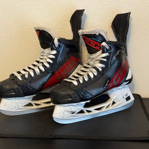 CCM Jetspeed FT680 Hockey Skates Regular Width 7.5 (Used)