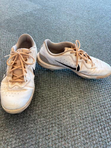 Nike Alpha Huarache Varsity 4 Cleats | Size 12 (Used)