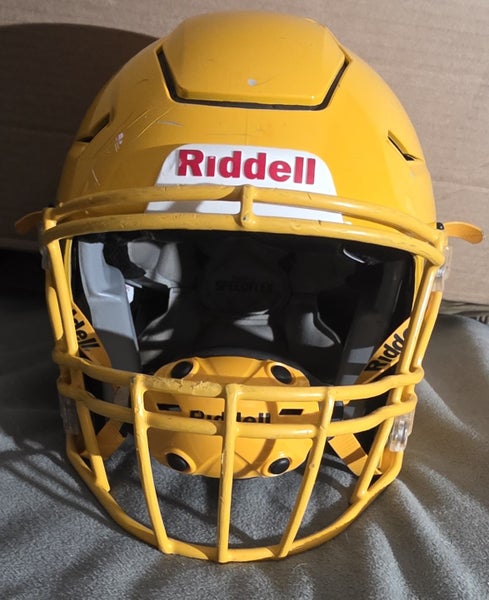 Large Youth Riddell SpeedFlex Helmet (Used)