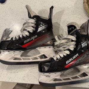 Bauer Vapor X3 Hockey Skates – Size 6.5 EE – Bonus LS Pulse TI Steel!