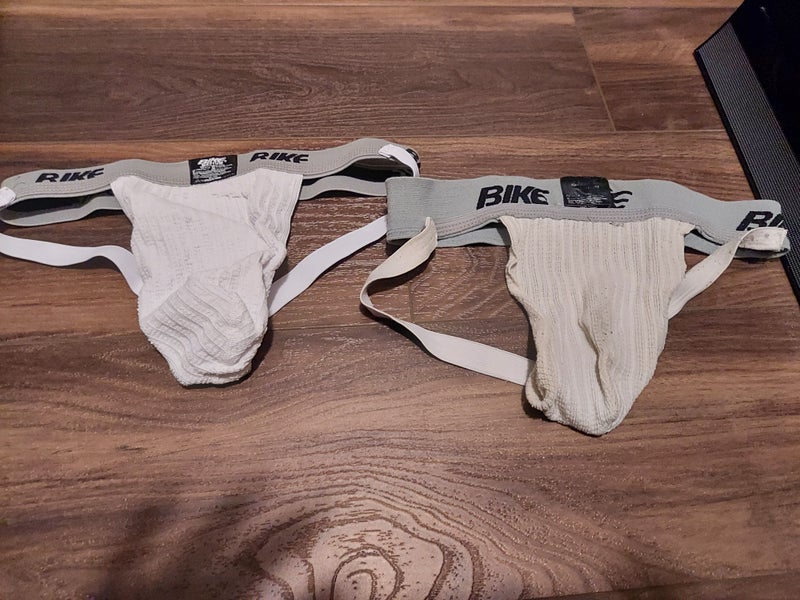 White Medium Men's (Used)