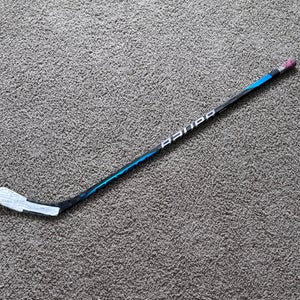 Junior Bauer Nexus Sync Right Handed Hockey Stick P92 (Used)