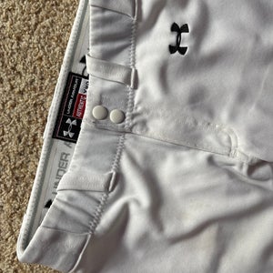 Youth Medium Under Armour Game Pants (New)