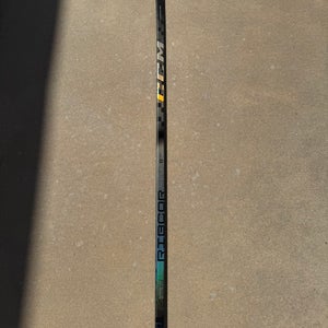Intermediate CCM Jetspeed FT6 Pro Right P28 Pro Stock (Trigger8 Pro Wrap - Used 2 of 7)