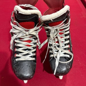 Bauer X800 Hockey Skates Regular Width Size 5 (Used)