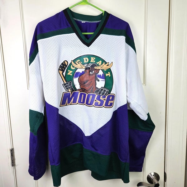 Vintage Minnesota Nordeast Mooses Hockey Jersey Adult Size: L