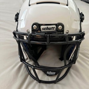 Adult Large Schutt F7 LX1 Helmet (New)