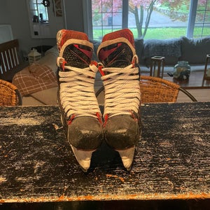 Bauer Vapor Hockey Skates Regular Width  7 (Used)