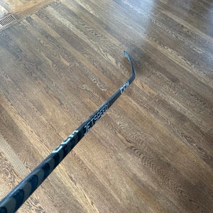 Senior CCM JetSpeed FT5 Pro Right Handed Hockey Stick P28 Pro Stock (New)