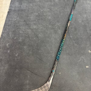 Senior Bauer Twitch Right Handed Hockey Stick P92  (New)