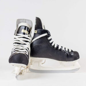 Vintage CCM Champion 90 Size 4 Hockey Skates