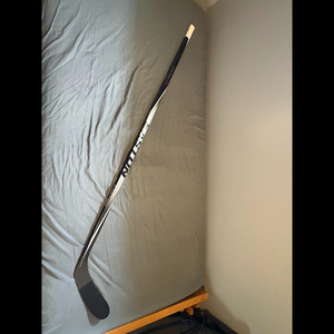 Easton Synergy HTX Hockey Stick P28