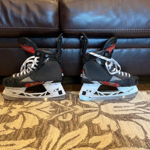 CCM JetSpeed FT6 Pro Hockey Skates   10 (Used)