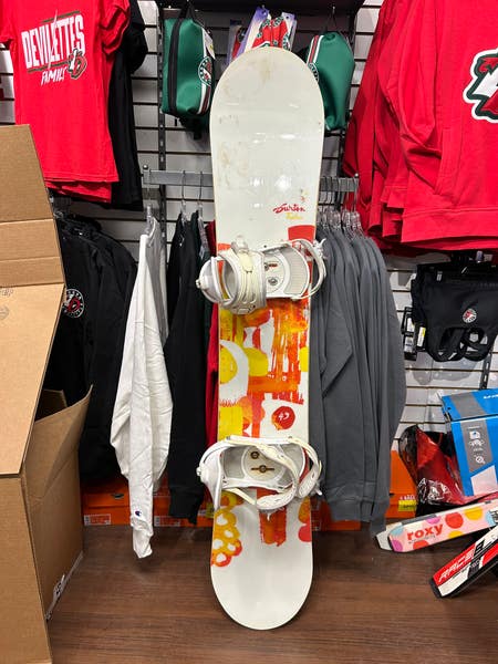 Burton Feather Snowboard | 149cm | SidelineSwap | Buy and Sell on