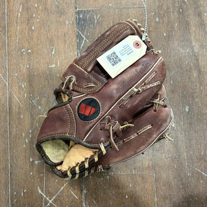 Brown Worth Right Hand Throw Infield Baseball Glove 10.5" (Used)