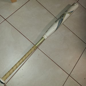 Louisville Slugger LXT Bat (-10) Composite 23 oz 33" (Used)