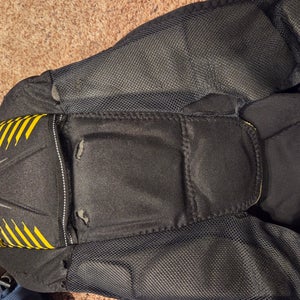 Junior Medium Bauer Supreme S190 Hockey Pants