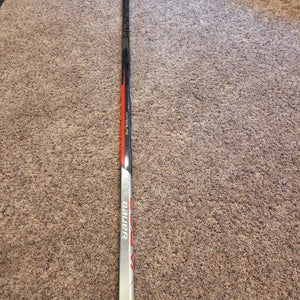 Bauer Vapor Hyperlite Left Hand Hockey Stick P28 (Used)