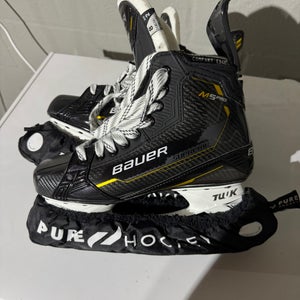 Bauer Hockey Skates Regular Width 8 (New)