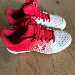 Red Kid's  Youth Under Armour Low Top (Used)