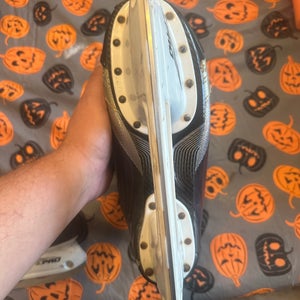 CCM U+ 10 Hockey Skates Regular Width  10 (Used)