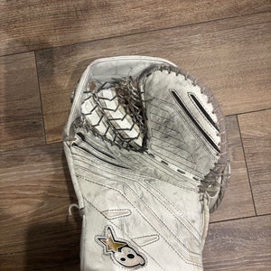 Brian's GNetik X5 Goalie Glove Junior size